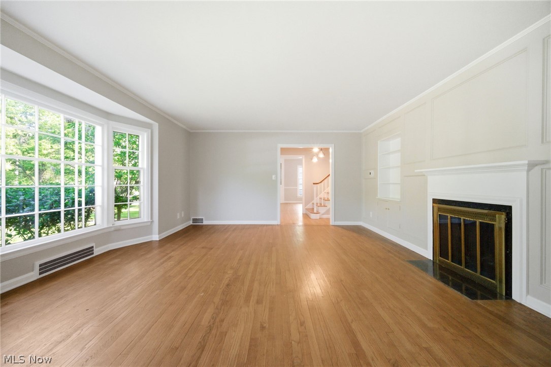 2673 Belvoir Boulevard Shaker Heights OH 44122