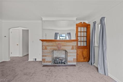 19701 Pasnow Avenue Euclid OH 44119