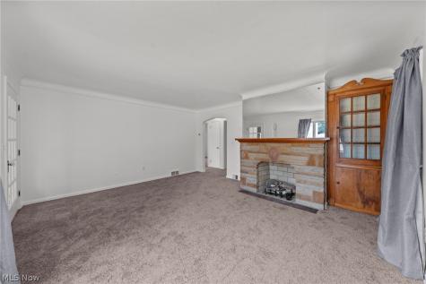 19701 Pasnow Avenue Euclid OH 44119