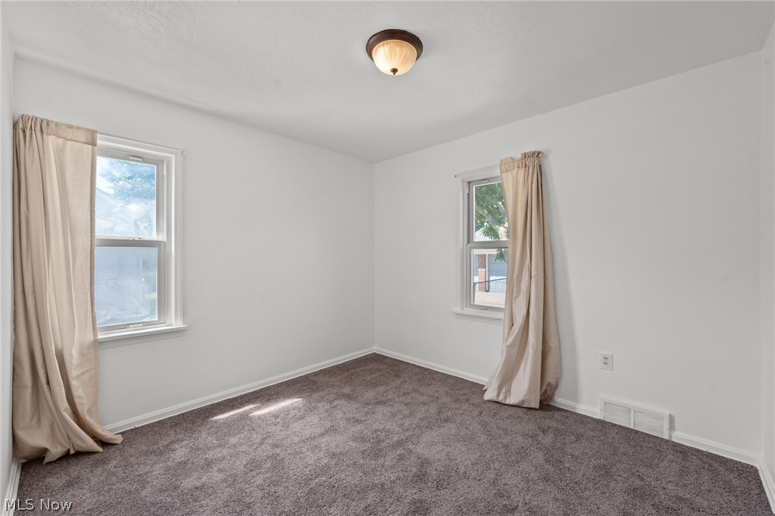 19701 Pasnow Avenue Euclid OH 44119