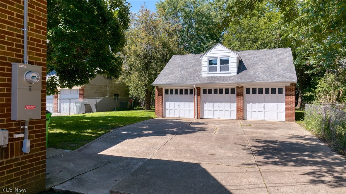 19701 Pasnow Avenue Euclid OH 44119