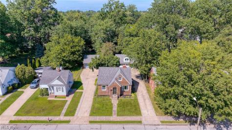 19701 Pasnow Avenue Euclid OH 44119