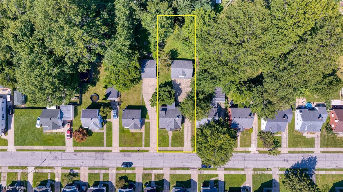 19701 Pasnow Avenue Euclid OH 44119