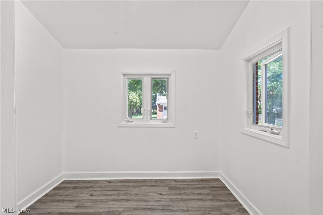 19701 Pasnow Avenue Euclid OH 44119