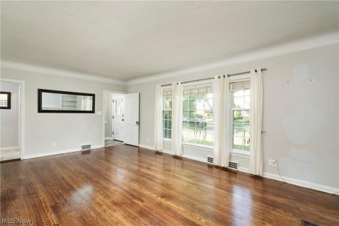 3701 Glencairn Road Shaker Heights OH 44122