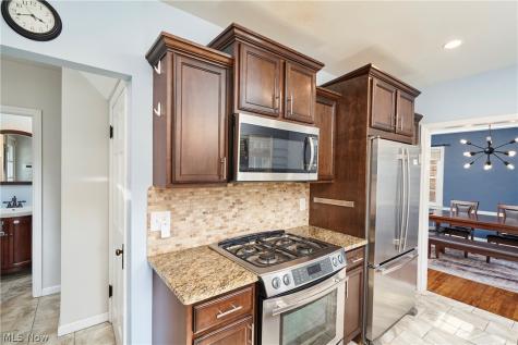 3701 Glencairn Road Shaker Heights OH 44122