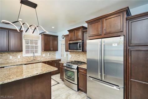 3701 Glencairn Road Shaker Heights OH 44122
