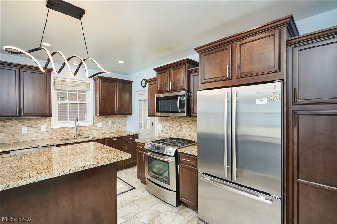 3701 Glencairn Road Shaker Heights OH 44122