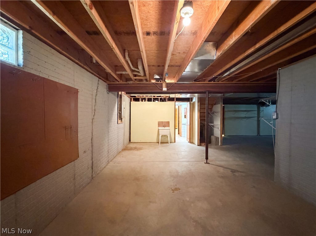 6016 W Breezeway Drive North Ridgeville OH 44039