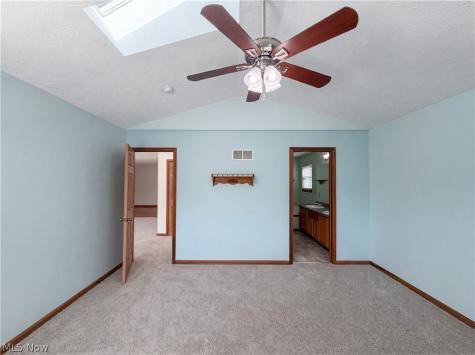 6016 W Breezeway Drive North Ridgeville OH 44039