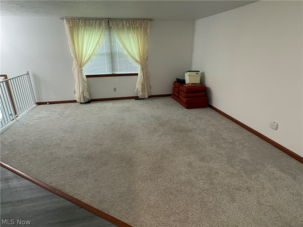 102 Broadview Drive Cadiz OH 43907