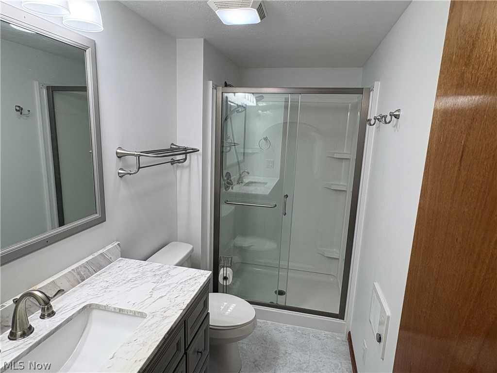102 Broadview Drive Cadiz OH 43907