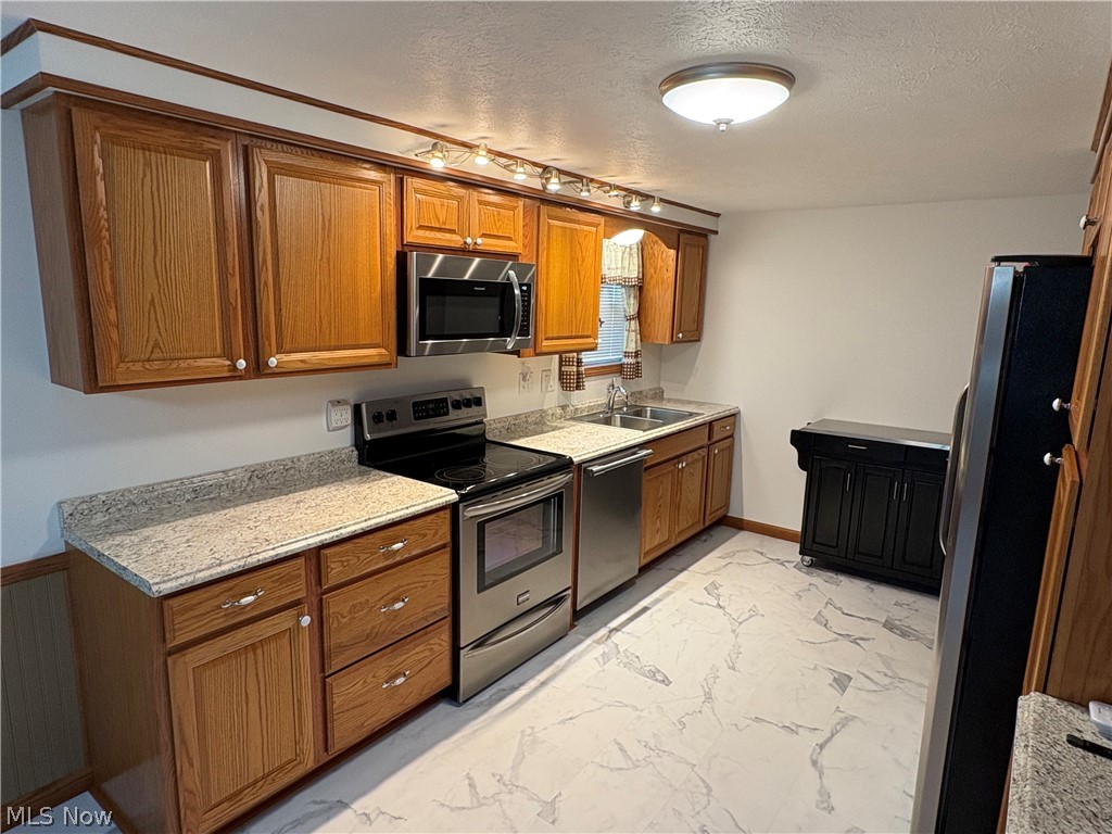 102 Broadview Drive Cadiz OH 43907