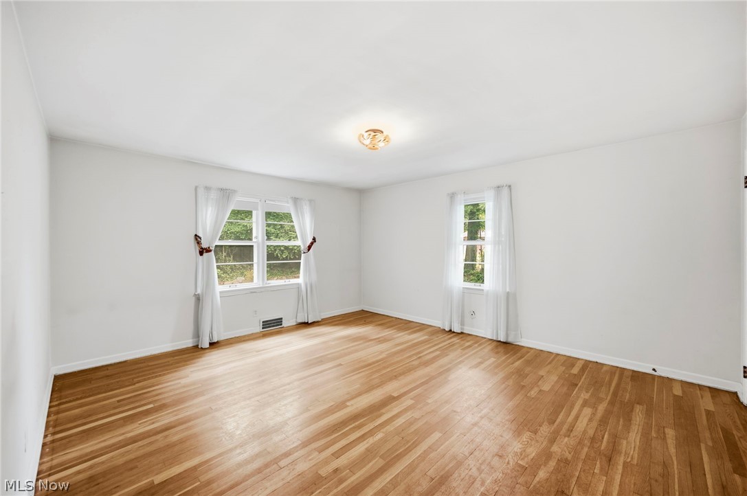 1552 S Belvoir Boulevard South Euclid OH 44121