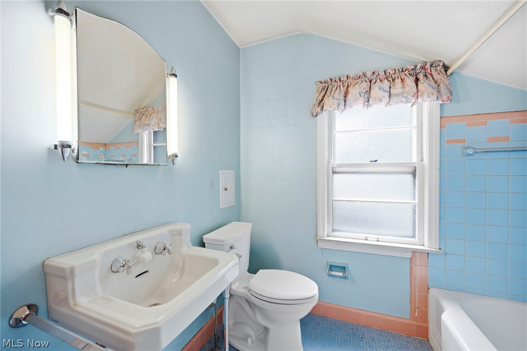 1552 S Belvoir Boulevard South Euclid OH 44121
