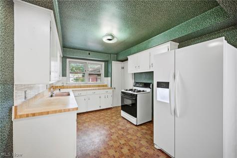 1552 S Belvoir Boulevard South Euclid OH 44121