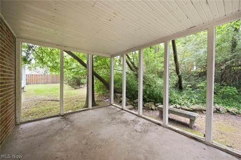 1552 S Belvoir Boulevard South Euclid OH 44121