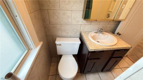 3637 W 159th Street Cleveland OH 44111