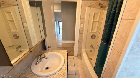 3637 W 159th Street Cleveland OH 44111