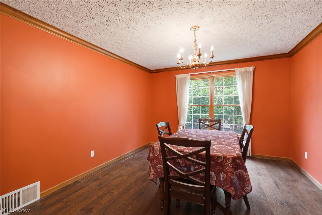 301 Aynesly Way Brunswick OH 44212