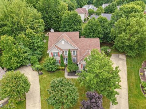 301 Aynesly Way Brunswick OH 44212