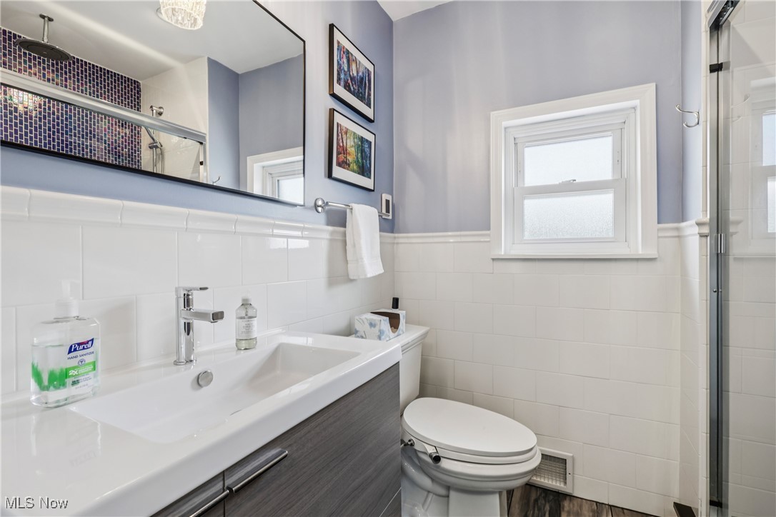 1463 Wyandotte Avenue Lakewood OH 44107