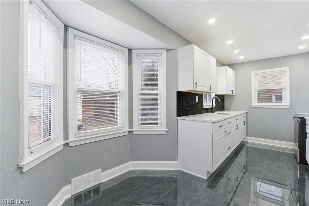 3153 Becket Road Cleveland OH 44120