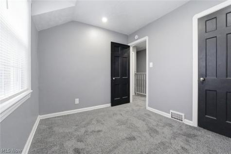 3153 Becket Road Cleveland OH 44120