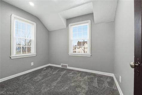 3153 Becket Road Cleveland OH 44120