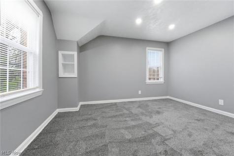 3153 Becket Road Cleveland OH 44120