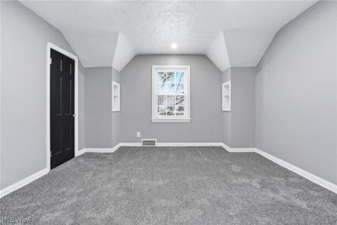3153 Becket Road Cleveland OH 44120