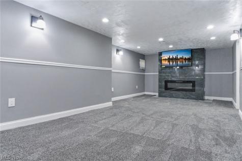 3153 Becket Road Cleveland OH 44120