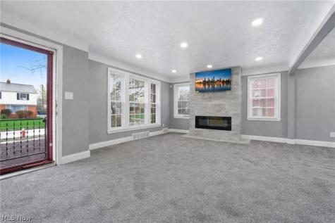 3153 Becket Road Cleveland OH 44120