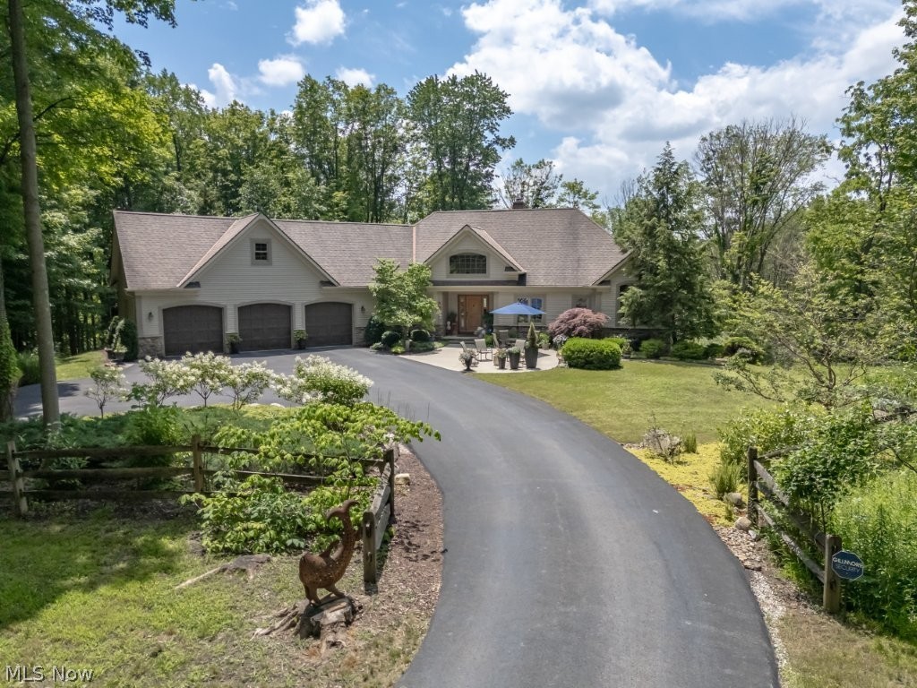 2832 State Route 82 Aurora OH 44202