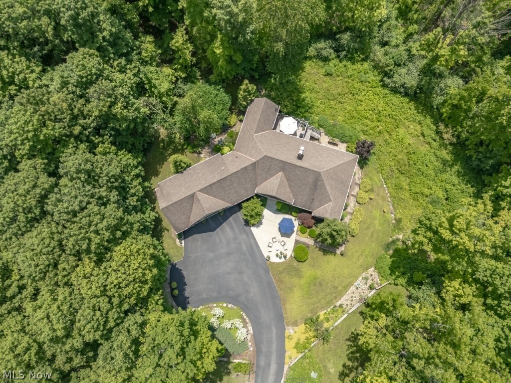 2832 State Route 82 Aurora OH 44202