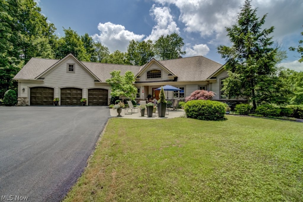 2832 State Route 82 Aurora OH 44202