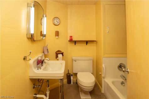 226 9th Street NE Massillon OH 44646