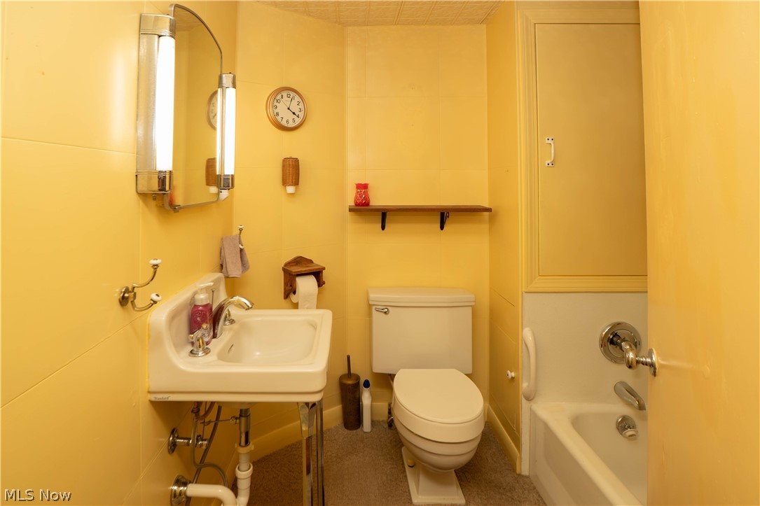 226 9th Street NE Massillon OH 44646