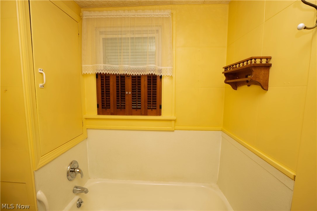 226 9th Street NE Massillon OH 44646