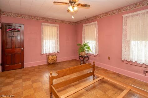 226 9th Street NE Massillon OH 44646