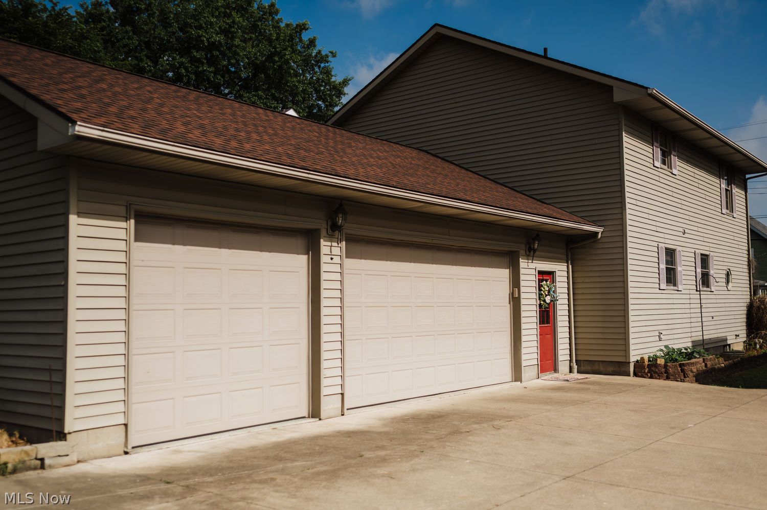 546 W Maple Street North Canton OH 44720