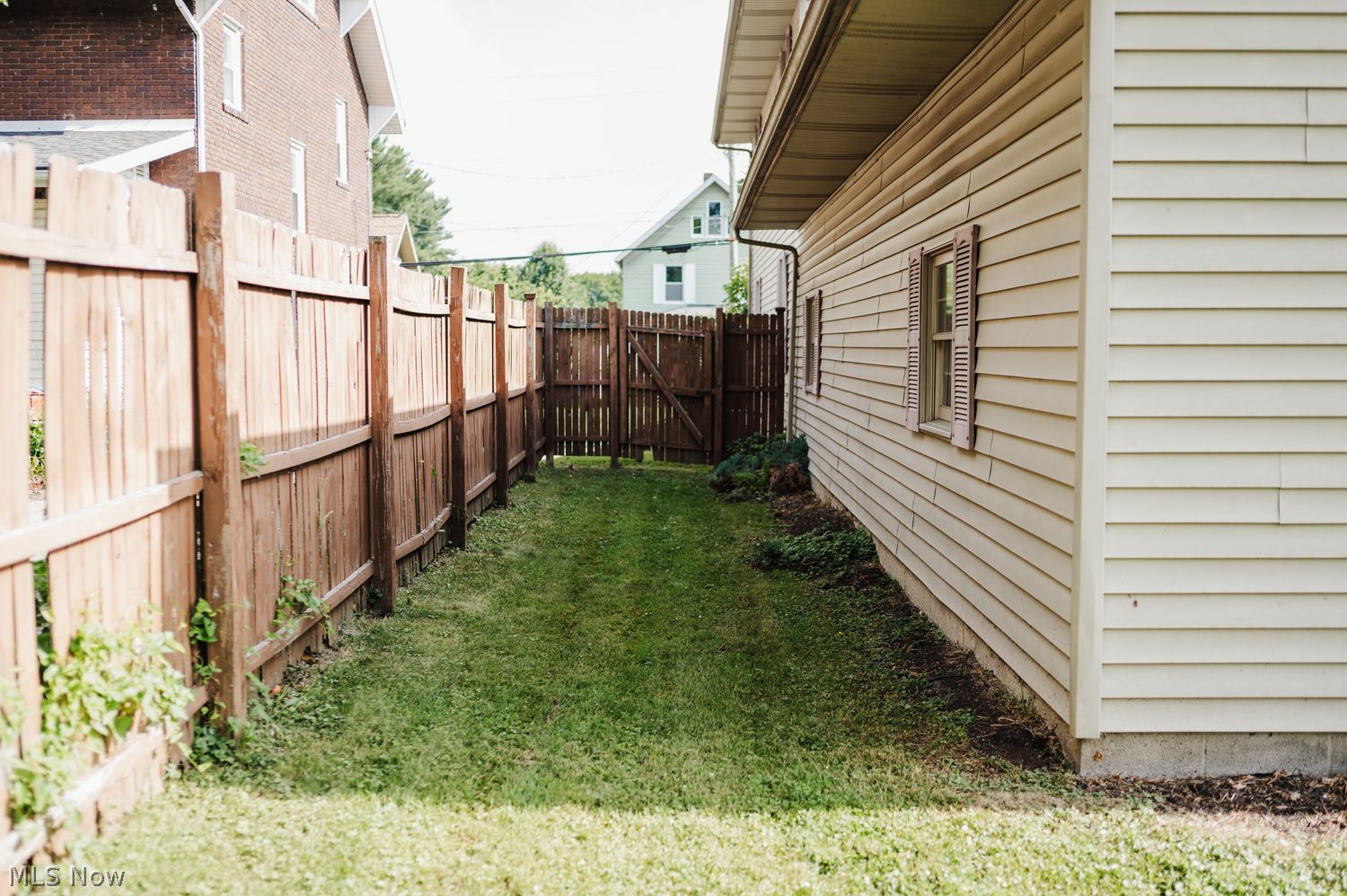 546 W Maple Street North Canton OH 44720