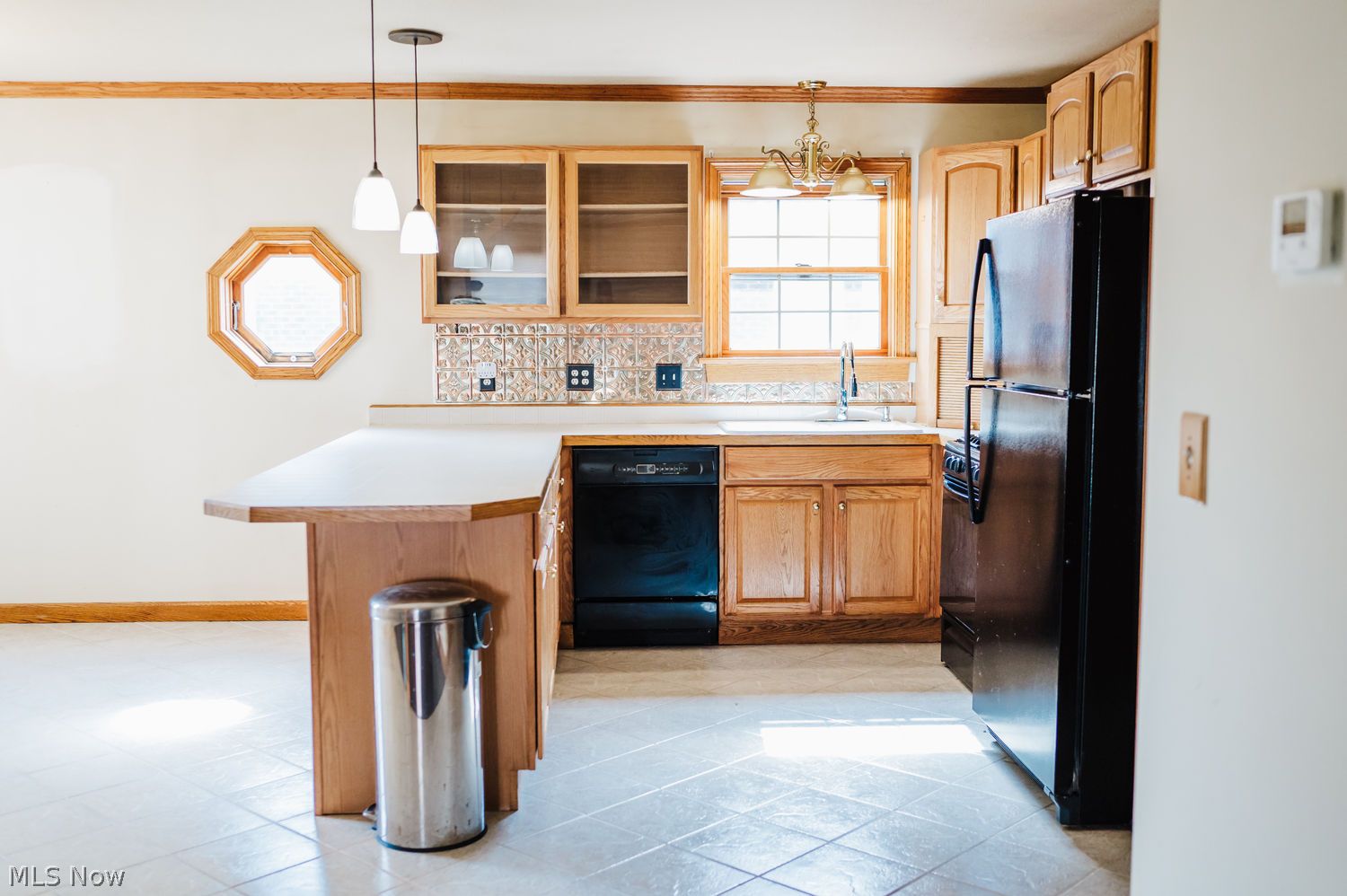 546 W Maple Street North Canton OH 44720
