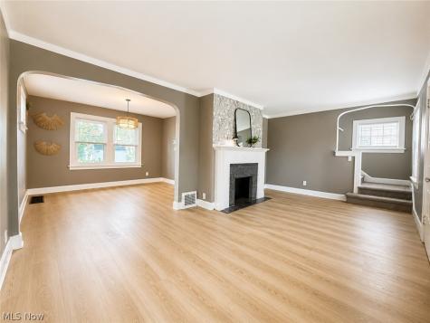 8018 Theota Avenue Parma OH 44129