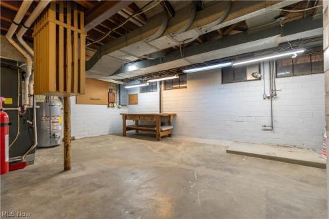 3239 Market Avenue N Canton OH 44714
