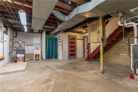 3239 Market Avenue N Canton OH 44714