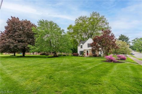 3239 Market Avenue N Canton OH 44714