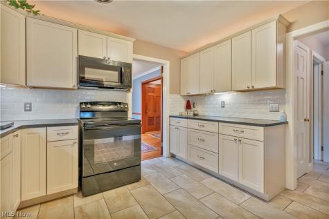 3239 Market Avenue N Canton OH 44714
