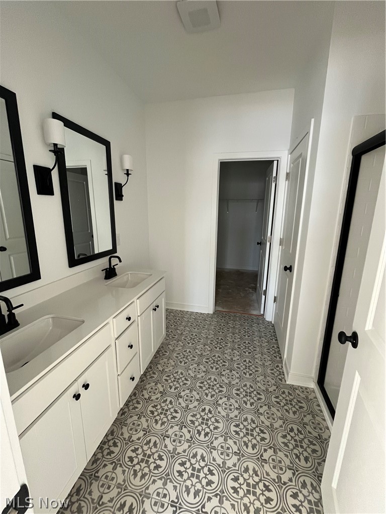437 Pheasant Run Elyria OH 44035