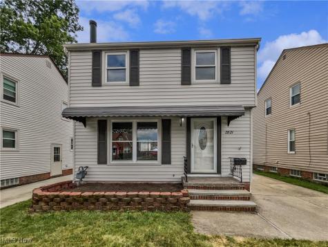 2821 Parklane Drive Cleveland OH 44134